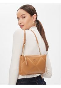 Calvin Klein Torebka Re-Lock Quilt Crossbody K60K611042 Brązowy. Kolor: brązowy