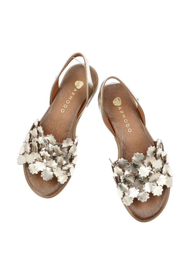 Sandały damskie Armodo, cholewka ze skóry naturalnej licowej z paskiem wokół pięty odkryty przód na płaskiej podeszwie, złote, 40468. Zapięcie: pasek. Kolor: złoty. Materiał: skóra. Obcas: na płaskiej podeszwie