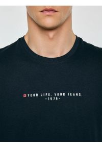 Big-Star - Koszulka męska z kontrastowym wykoŅczeniem granatowa Bortor 403. Kolor: niebieski. Materiał: bawełna. Wzór: nadruk #4