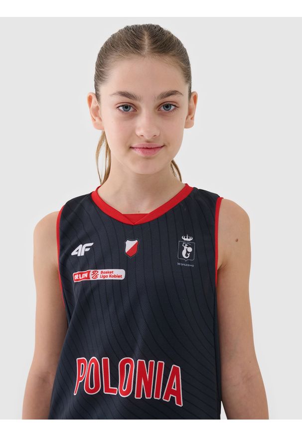4f - 4F Koszulka meczowa replika wyjazdowa z sezonu 2024/25 dziecięca 4F x Polonia Warszawa - multikolor 110/116. Typ kołnierza: dekolt w serek. Kolor: wielokolorowy. Materiał: dzianina, włókno, materiał, syntetyk. Wzór: geometria, gradientowy, gładki, ze splotem. Sezon: lato. Sport: koszykówka, fitness