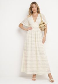 Born2be - Jasnobeżowa Koronkowa Sukienka Maxi z Gumką w Pasie Umisse. Kolor: beżowy. Materiał: koronka. Długość: maxi #3