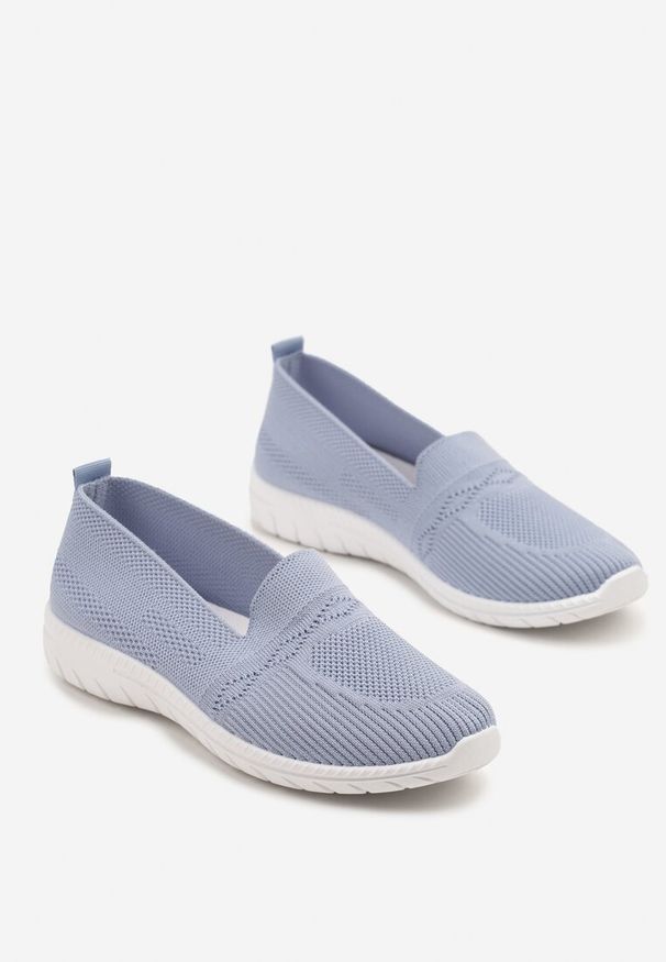 Born2be - Niebieskie Wsuwane Tenisówki Mokasyny Venni. Okazja: na co dzień, na spacer. Zapięcie: bez zapięcia. Kolor: niebieski. Materiał: jeans. Wzór: aplikacja. Styl: elegancki, casual