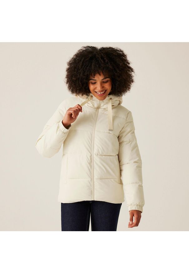 Regatta - Arilie damska turystyczna pikowana kurtka. Kolor: biały. Materiał: puch. Sport: turystyka piesza