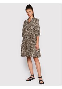 Karen by Simonsen Sukienka codzienna Delia 10103915 Brązowy Regular Fit. Okazja: na co dzień. Kolor: brązowy. Materiał: syntetyk. Typ sukienki: proste. Styl: casual #4