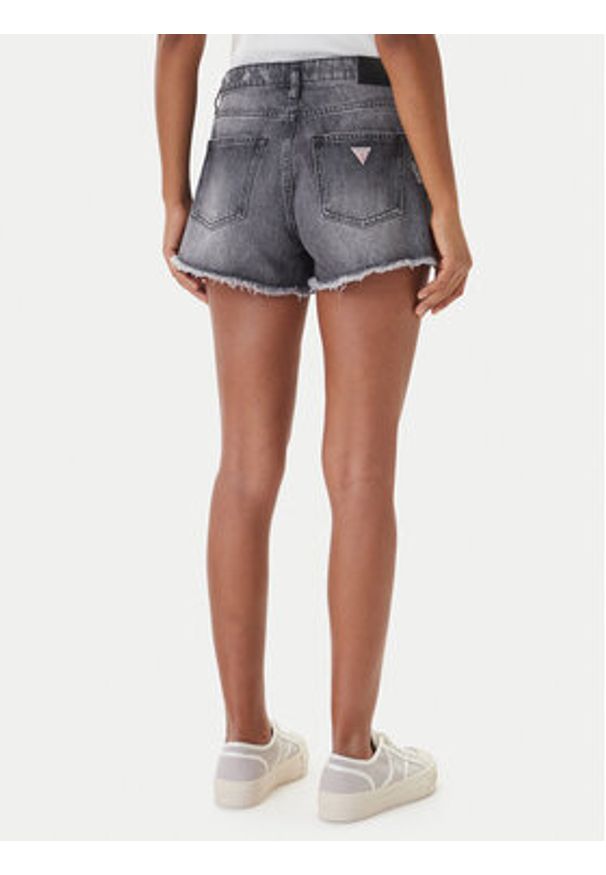 Guess Jeans Szorty jeansowe W6GDZ8 D6572 Szary Regular Fit. Kolor: szary. Materiał: bawełna, jeans