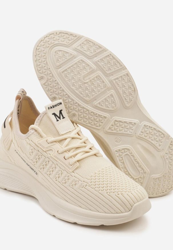 Born2be - Beżowe Buty Sportowe Sneakersy z Napisami i Tłoczeniem Odalira. Okazja: na co dzień, na spacer. Kolor: beżowy. Materiał: jeans. Wzór: napisy. Sport: turystyka piesza