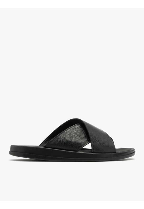 Ryłko - Czarne klapki męskie. Kolor: czarny. Materiał: skóra. Styl: street