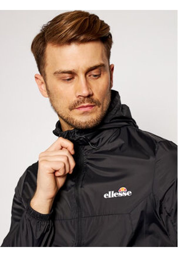 Ellesse Kurtka przejściowa Cesanet SXG09892 Czarny Regular Fit. Kolor: czarny. Materiał: syntetyk
