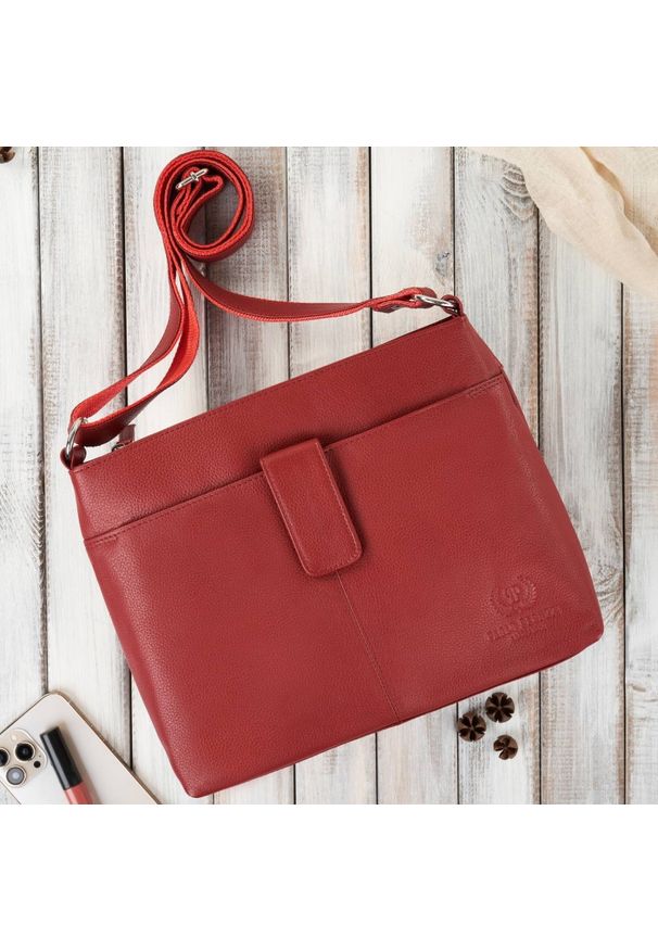 PAOLO PERUZZI - Listonoszka skórzana włoska Paolo Peruzzi E-27-RD czerwony. Kolor: czerwony. Materiał: skórzane. Styl: casual. Rodzaj torebki: na ramię