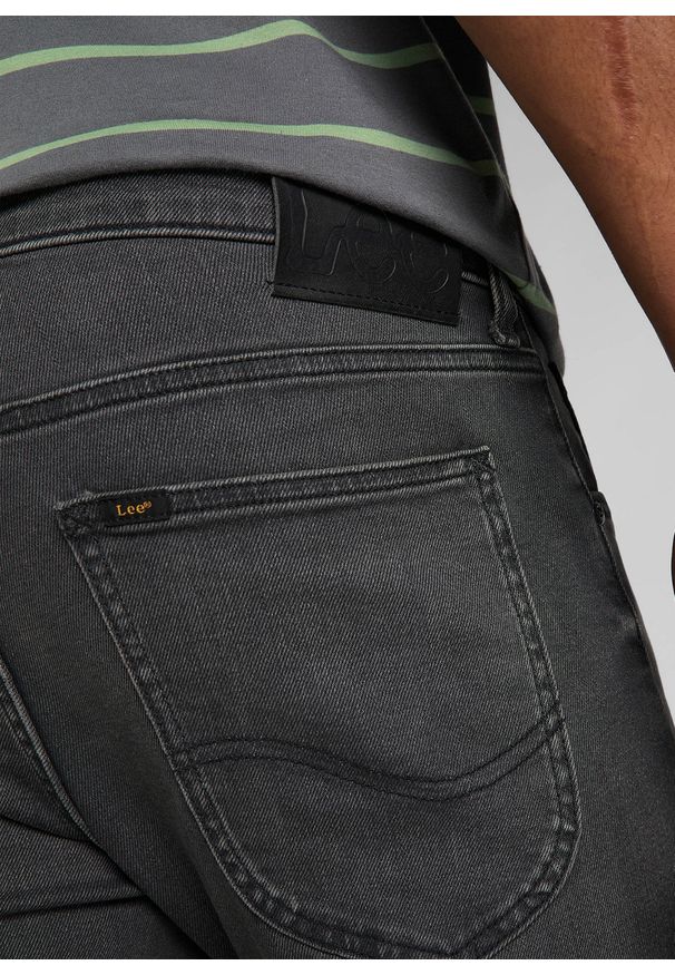 Lee - LEE LUKE MĘSKIE SPODNIE JEANSOWE GREY WORN L719PCDI 112319708
