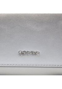 Calvin Klein Torebka Ck Evening K60K611653 Srebrny. Kolor: srebrny. Materiał: skórzane #3