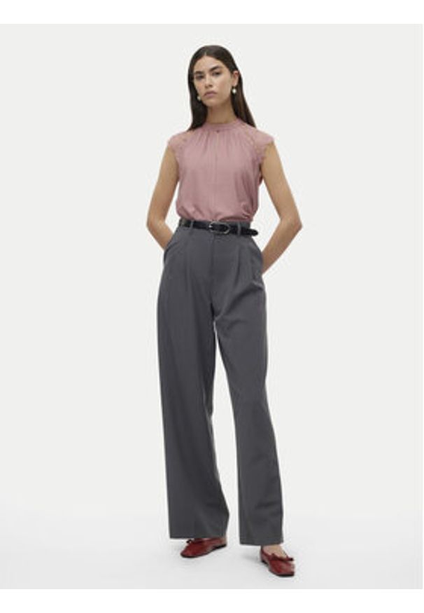 Vero Moda Bluzka Milla 10226072 Różowy Regular Fit. Kolor: różowy. Materiał: syntetyk