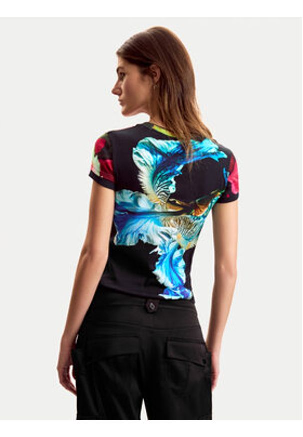 Desigual T-Shirt Multiflowers Lacroix 26SWTK49 Czarny Regular Fit. Kolor: czarny. Materiał: bawełna