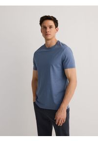 Reserved - T-shirt regular fit z modalem - granatowy. Kolor: niebieski. Materiał: bawełna #1