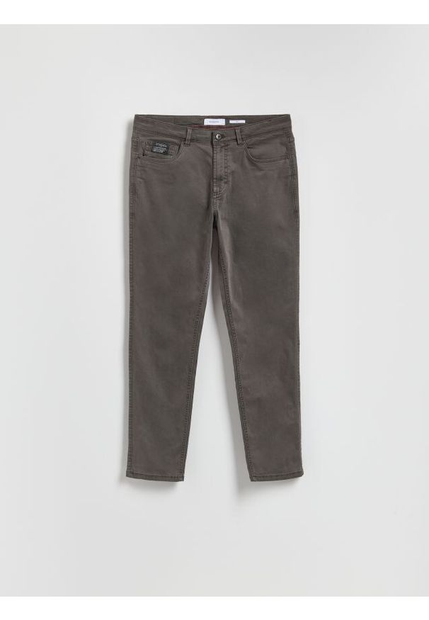 Reserved - Spodnie Slim fit - ciemnoszary. Kolor: szary. Materiał: tkanina, bawełna