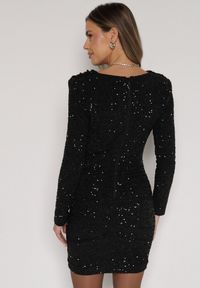 Born2be - Czarna Dopasowana Sukienka Wieczorowa z Lejącym Dekoltem i Cekinami Siwedea. Okazja: na ślub cywilny, na wesele. Kolor: czarny. Materiał: poliester. Długość rękawa: długi rękaw. Wzór: aplikacja. Styl: wizytowy #7