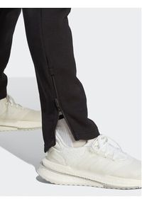 Adidas - adidas Spodnie dresowe All SZN Fleece IB4070 Czarny Regular Fit. Kolor: czarny. Materiał: bawełna #7