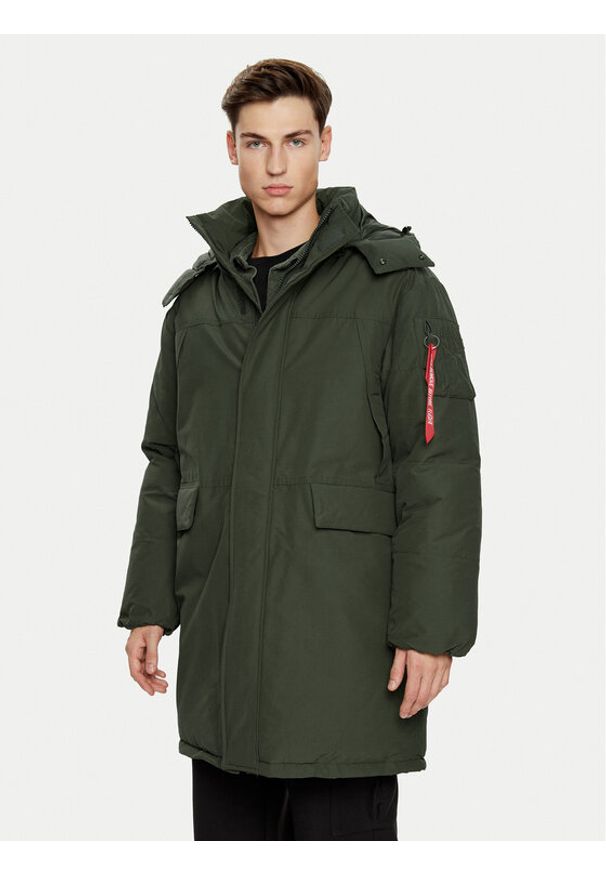 Alpha Industries Parka 148124 Zielony Regular Fit. Kolor: zielony. Materiał: syntetyk, bawełna