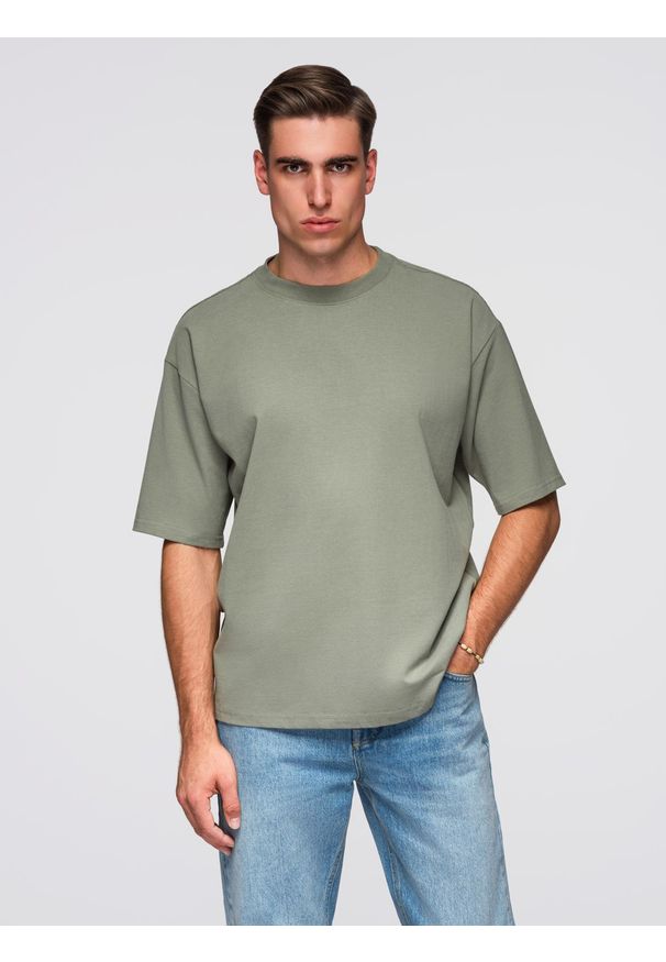 Ombre Clothing - Męski t-shirt bawełniany LOOSE FIT z okrągłym dekoltem – khaki V8 - Rozmiar: L. Okazja: na co dzień. Kolor: brązowy. Materiał: bawełna. Styl: casual