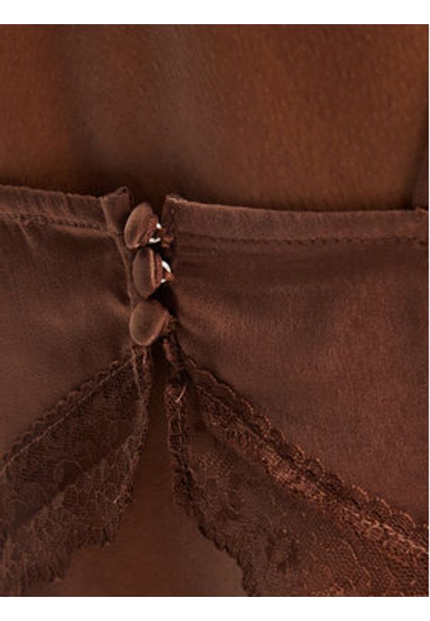 BARDOT - Bardot Sukienka koktajlowa Emory Lace Slip 58603DB Brązowy Regular Fit. Kolor: brązowy. Materiał: syntetyk. Styl: wizytowy