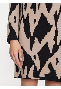 Vero Moda Sukienka dzianinowa Gold New Art 10311362 Beżowy Loose Fit. Kolor: beżowy. Materiał: wiskoza, syntetyk #5