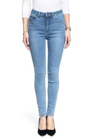 Lee - SPODNIE DAMSKIE LEE SCARLETT ULTRA HIGH BRIGHTON ROCK L30LMXBC 112106502. Styl: rockowy