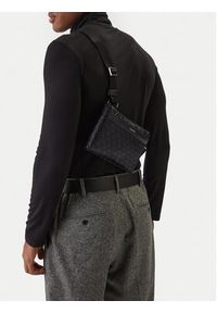 Calvin Klein Saszetka Emblem Aop Emboss Square Sling LV04D3277G Czarny. Kolor: czarny. Materiał: skóra #2