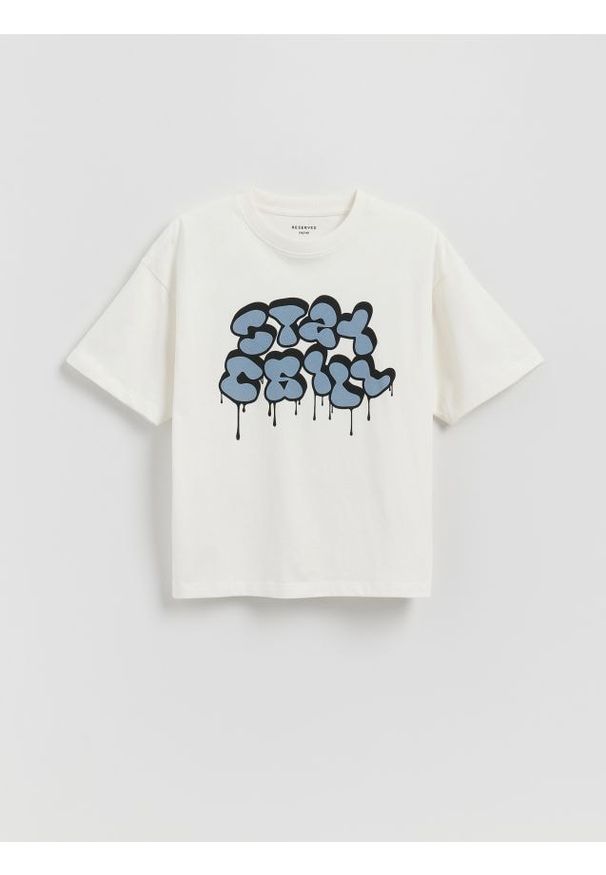Reserved - Bawełniany t-shirt z nadrukiem - złamana biel. Materiał: bawełna. Wzór: nadruk