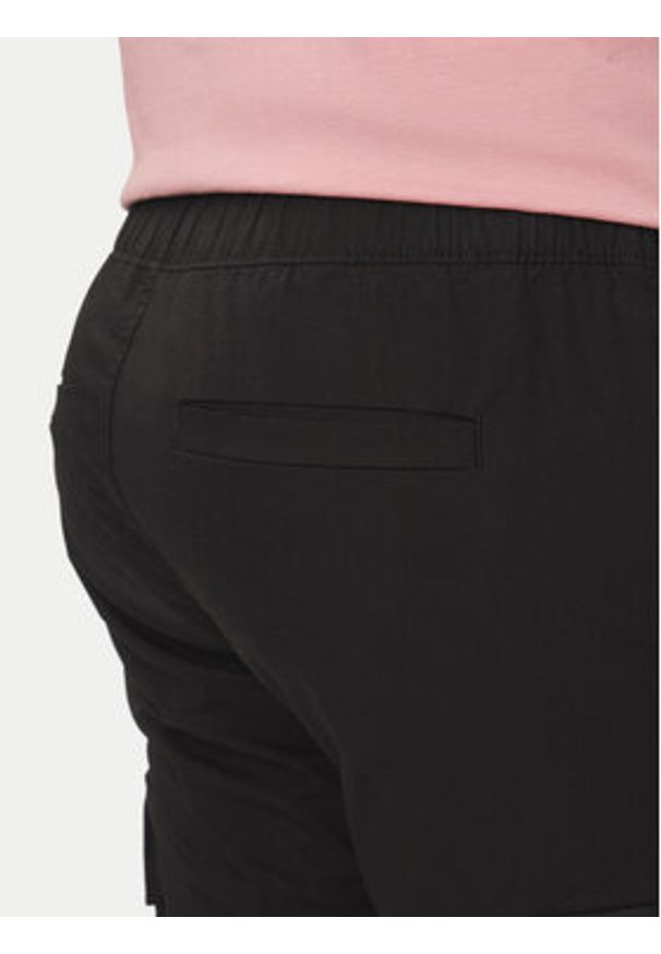 Calvin Klein Jeans Joggery J30J326438 Czarny Skinny Fit. Kolor: czarny. Materiał: bawełna