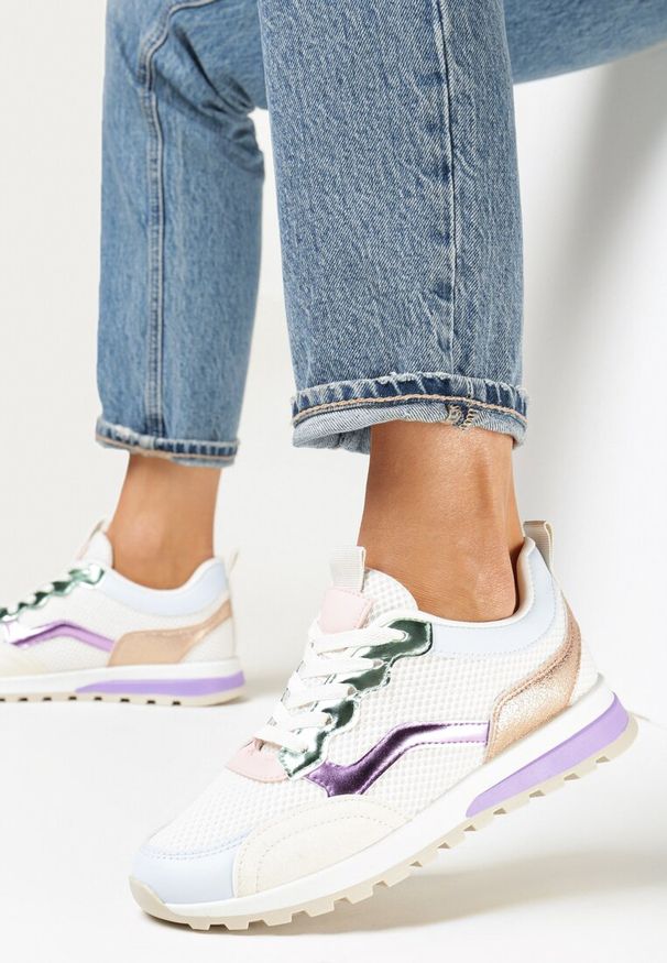 Born2be - Beżowo-Fioletowe Sznurowane Sneakersy Belnihi. Wysokość cholewki: przed kostkę. Kolor: beżowy. Materiał: materiał. Szerokość cholewki: normalna. Obcas: na płaskiej podeszwie