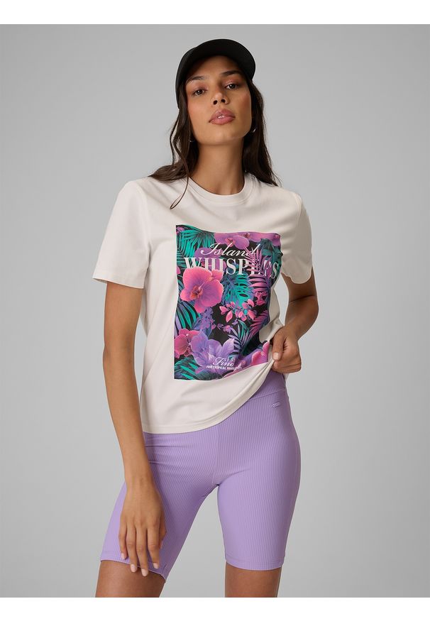 4f - 4F T-shirt relaxed z nadrukiem damski - biały L. Okazja: na co dzień, na plażę. Kolor: biały. Materiał: bawełna, dzianina. Wzór: nadruk. Sezon: lato. Styl: wakacyjny, casual