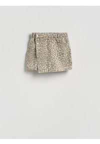 Reserved - Spódnico-szorty w zwierzęcy wzór - beżowy. Kolor: beżowy. Materiał: bawełna. Wzór: motyw zwierzęcy