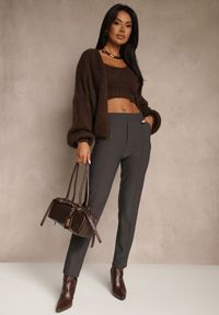 Renee - Ciemnoszare Spodnie z Kantem i Imitacją Kieszeni Rearie. Okazja: na co dzień. Kolekcja: plus size. Kolor: szary. Styl: casual, elegancki