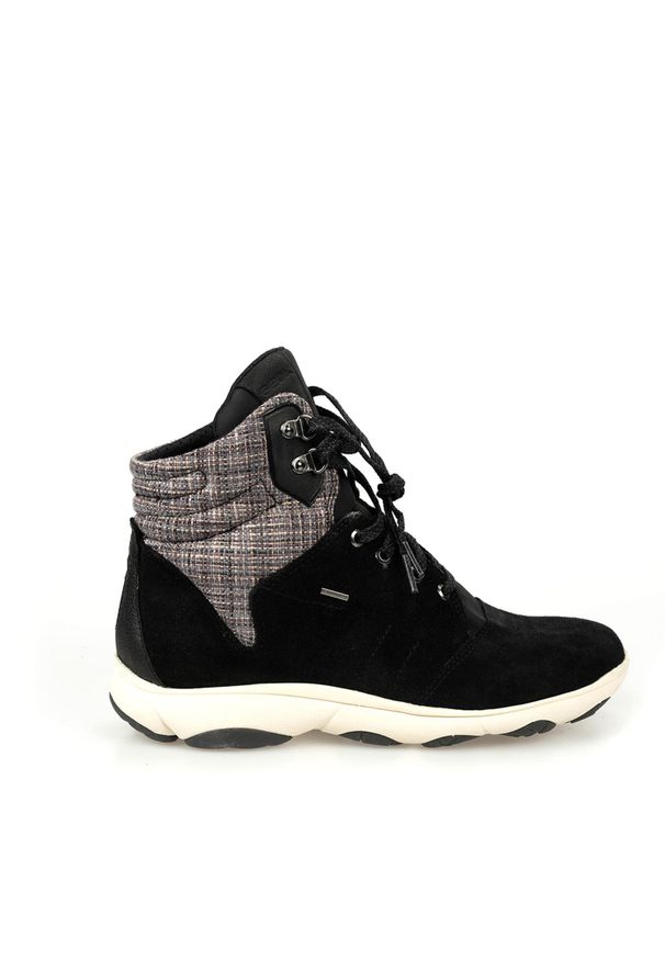 Geox Sneakersy "Nebula 4x4" | D946TA 022DS | Nebula | Kobieta | Czarny. Nosek buta: okrągły. Kolor: czarny. Materiał: skóra, tkanina