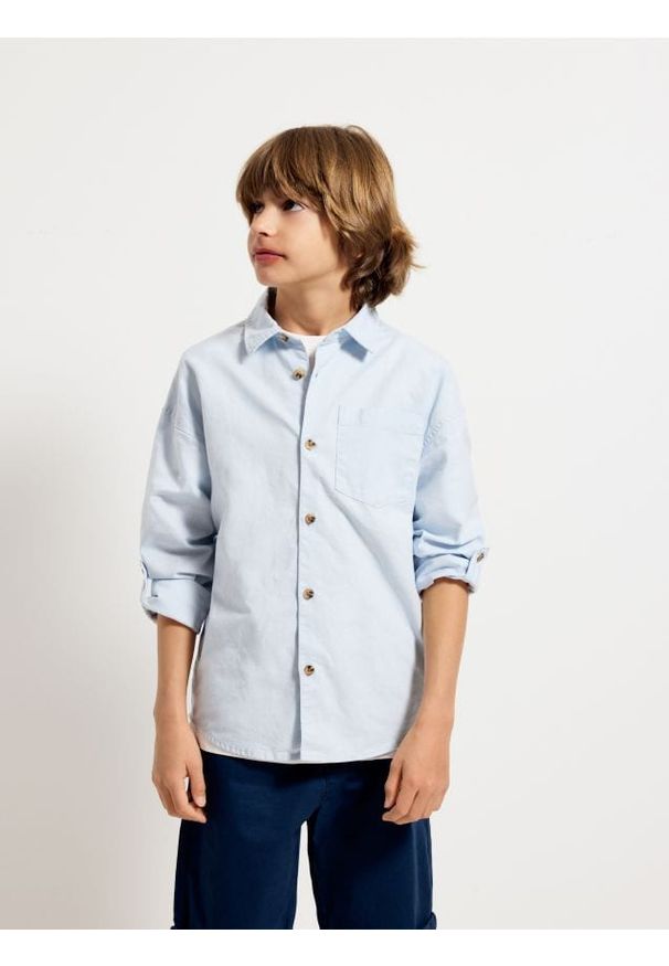 Reserved - Bawełniana koszula z lnem - jasnoniebieski. Kolor: niebieski. Materiał: bawełna, len