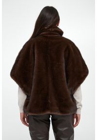 Pinko - Ponczo futrzane Comodino PINKO. Materiał: futro