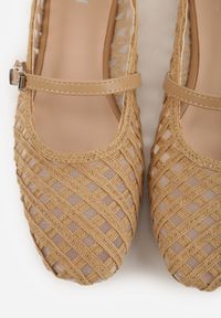 Born2be - Beżowe Balerinki Ozdobione Ażurowym Motywem i Paskiem Nonaniassi. Okazja: na co dzień. Zapięcie: pasek. Kolor: beżowy. Materiał: jeans. Wzór: ażurowy, aplikacja. Styl: casual, elegancki #9