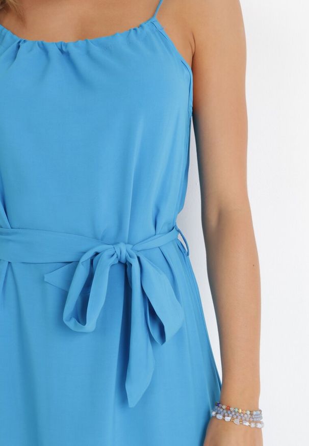 Born2be - Niebieska Rozkloszowana Sukienka Maxi na Ramiączkach Awlia. Kolor: niebieski. Długość rękawa: na ramiączkach. Sezon: lato. Długość: maxi