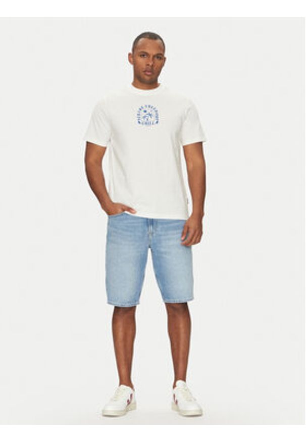 Blend T-Shirt 20718312 Biały Regular Fit. Kolor: biały. Materiał: bawełna