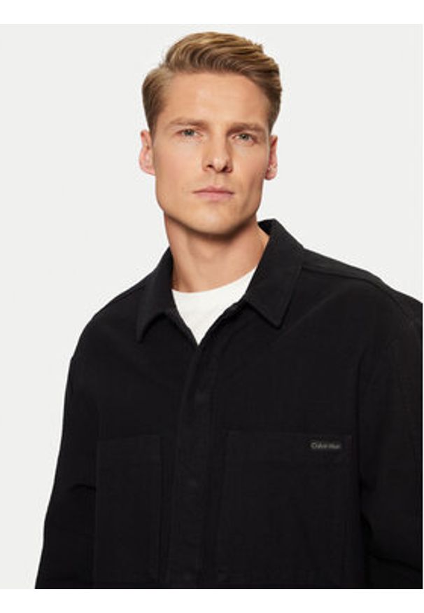 Calvin Klein Jeans Koszula J30J327108 Czarny Relaxed Fit. Kolor: czarny. Materiał: bawełna