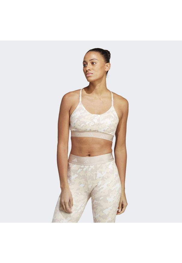 Adidas - Aeroreact Training Light-Support Techfit Bra. Kolor: biały, wielokolorowy, żółty. Materiał: materiał. Technologia: Techfit (Adidas). Sport: fitness