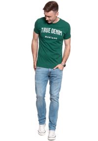 Mustang - MUSTANG T SHIRT Aaron C Print 1009047 6440. Wzór: nadruk #3