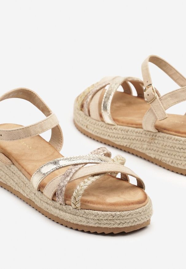 Renee - Beżowe Sandały z Plecionym Sznurkiem Dulinea. Okazja: na co dzień. Zapięcie: sprzączka. Kolor: beżowy. Styl: elegancki, boho, casual