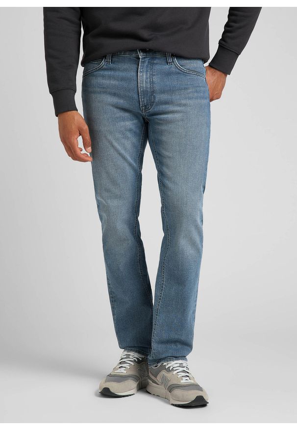 Lee - LEE DAREN ZIP FLY MĘSKIE SPODNIE JEANSOWE STORM CLOUD L707PTFL 112321984. Okazja: na spotkanie biznesowe, do pracy. Styl: klasyczny, biznesowy, elegancki