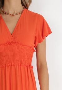 Born2be - Pomarańczowa Kopertowa Sukienka z Wiskozy z Gumką w Pasie Neroni. Kolor: pomarańczowy. Materiał: wiskoza. Typ sukienki: kopertowe. Długość: maxi #6
