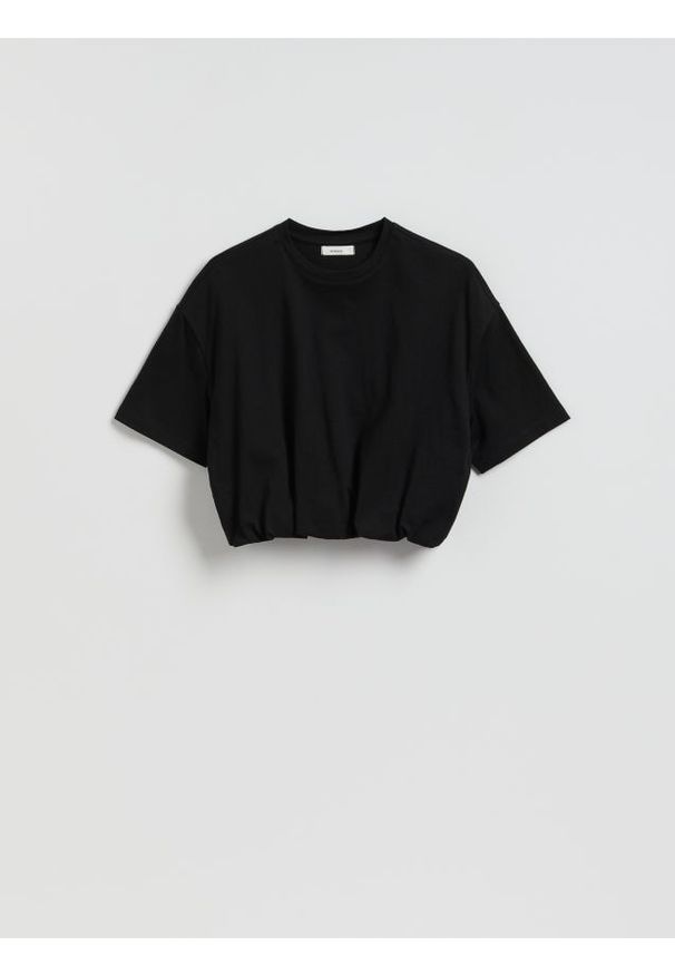 Reserved - Krótki t-shirt z marszczeniem - czarny. Kolor: czarny. Materiał: dzianina, bawełna. Długość: krótkie