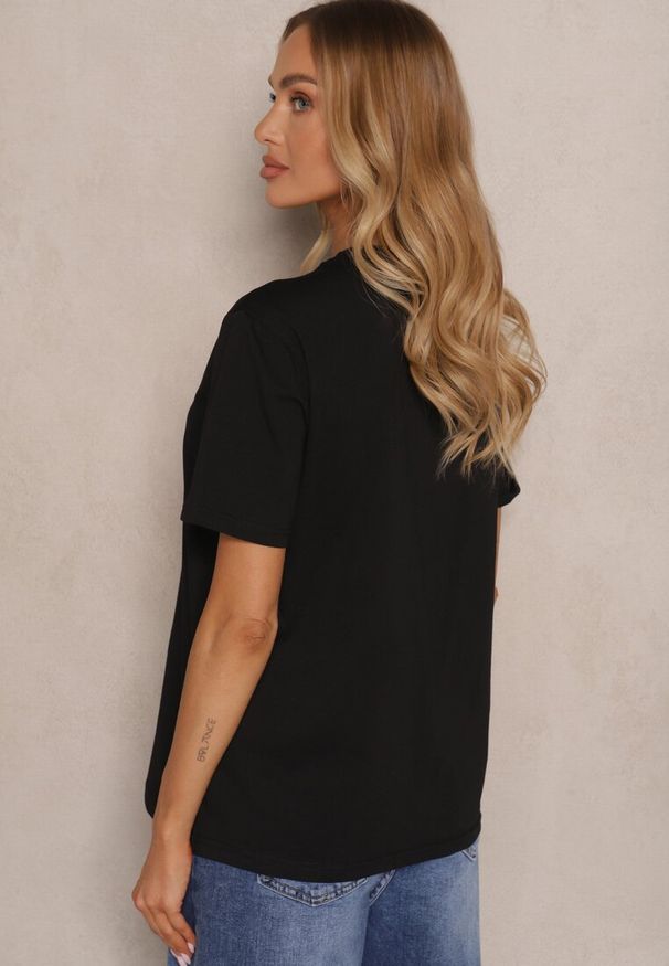 Renee - Czarny T-shirt Ozdobione Aplikacją 3D Vleffia. Okazja: na co dzień. Kolor: czarny. Materiał: jeans. Wzór: aplikacja. Styl: elegancki, casual