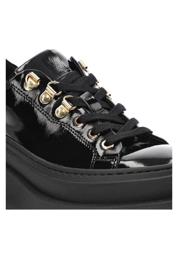 CheBello - Czarne Sneakersy Chebello Wygodne Skórzane Buty Damskie. Okazja: na co dzień, do pracy, na spacer. Kolor: czarny. Materiał: skóra. Szerokość cholewki: normalna. Obcas: na obcasie. Styl: sportowy, casual. Wysokość obcasa: niski