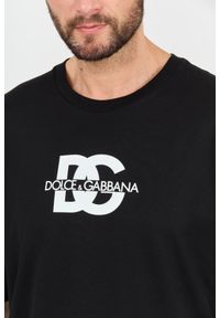 Dolce and Gabbana - DOLCE & GABBANA Czarny t-shirt z dużym logo. Kolor: czarny #5
