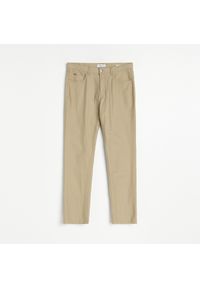 Reserved - Materiałowe spodnie slim - Beżowy. Kolor: beżowy. Materiał: materiał #1